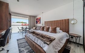 Epic Suites X Ahead